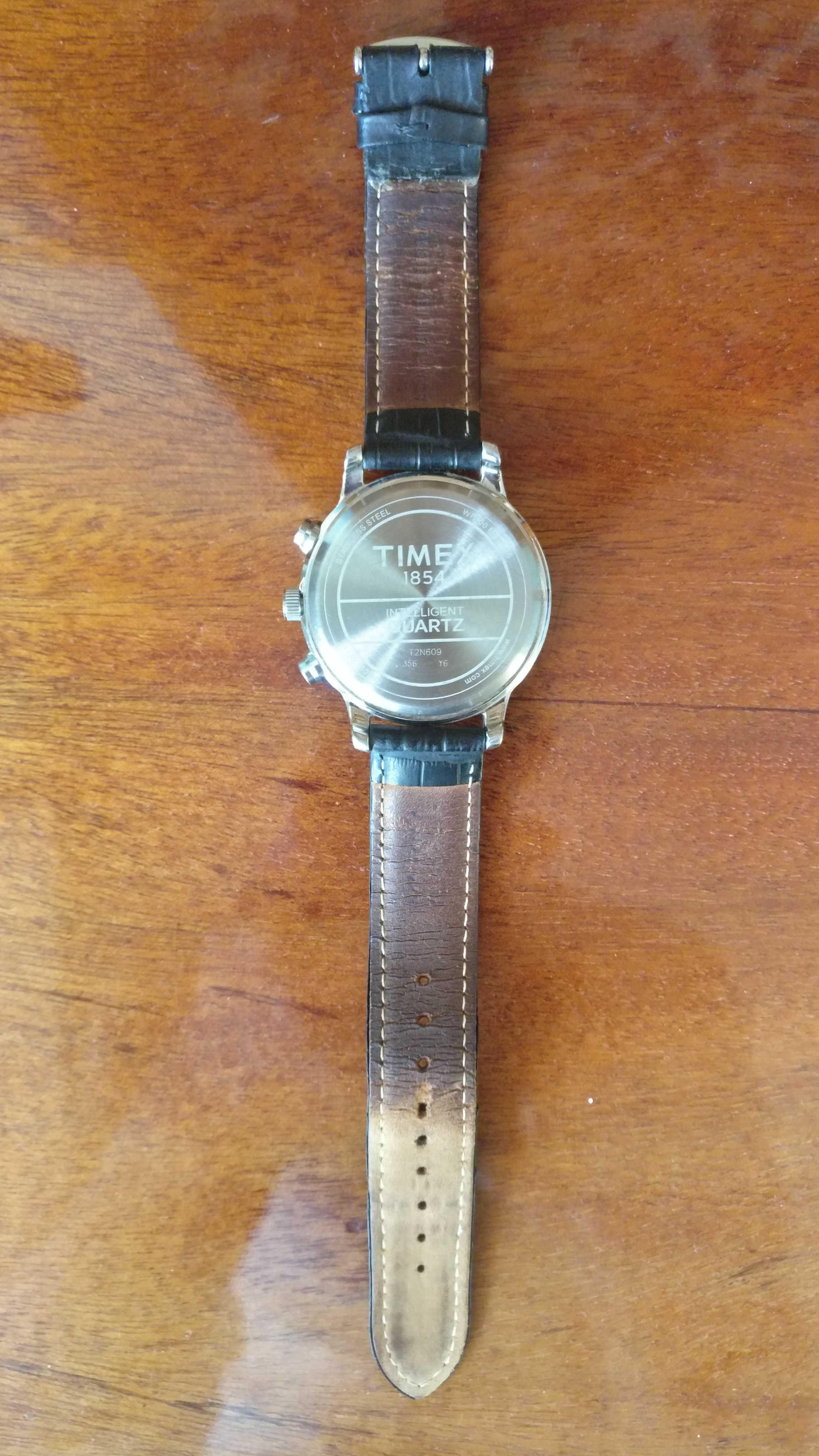 Годинник Timex TRAVELLER IQ Tx2n609