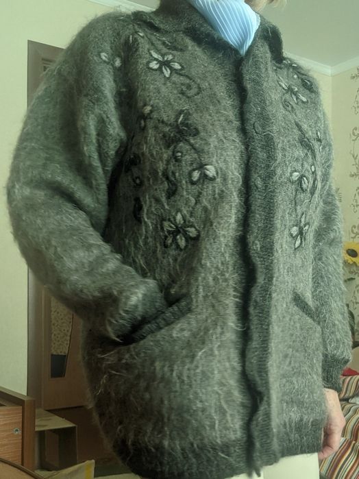 Кофта жіноча. Дуже тепла. Б/у.