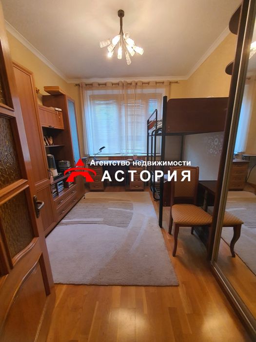 Продаж повнометражної 3-кімнатної квартири!