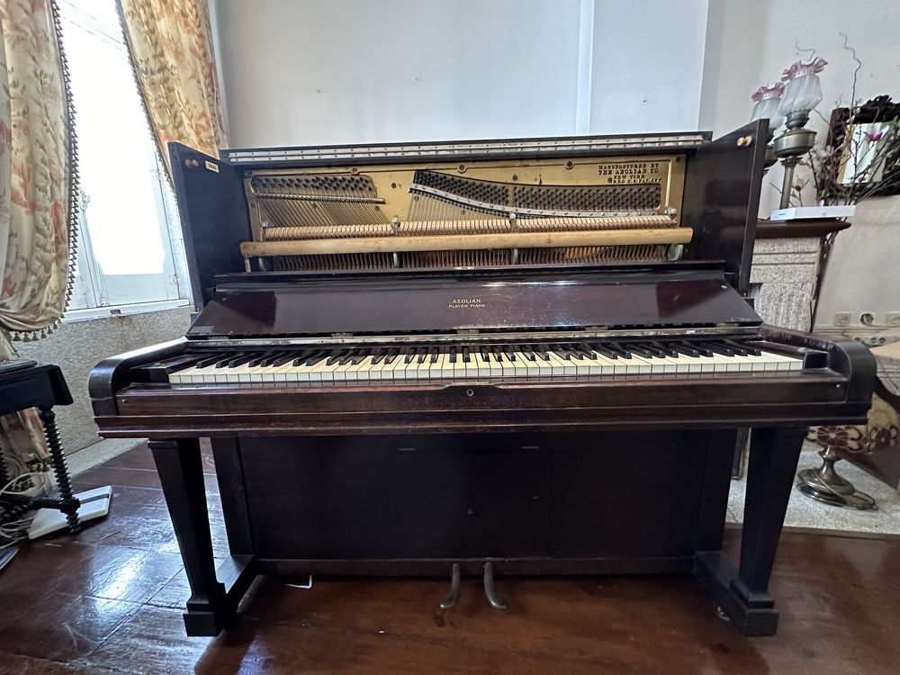 Piano Aeolian Player Piano em bom estado