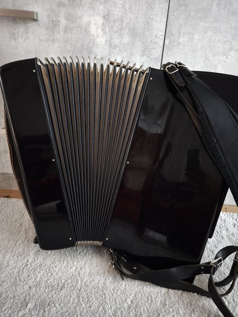 Akordeon Hohner Verdi VN