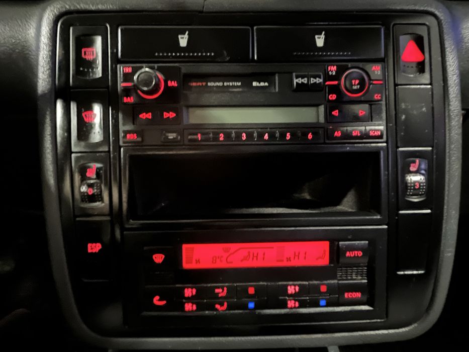 1.9 tdi 7 osobowy stan bardzo dobry xenon klima alufelgi grzana szyba