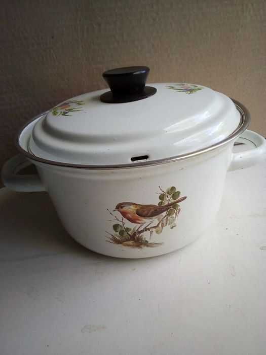 Посуда эмалированная кастрюли бидончики