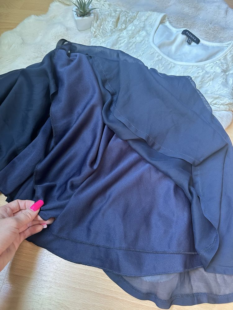 Elegancka sukienka z koronką M 38