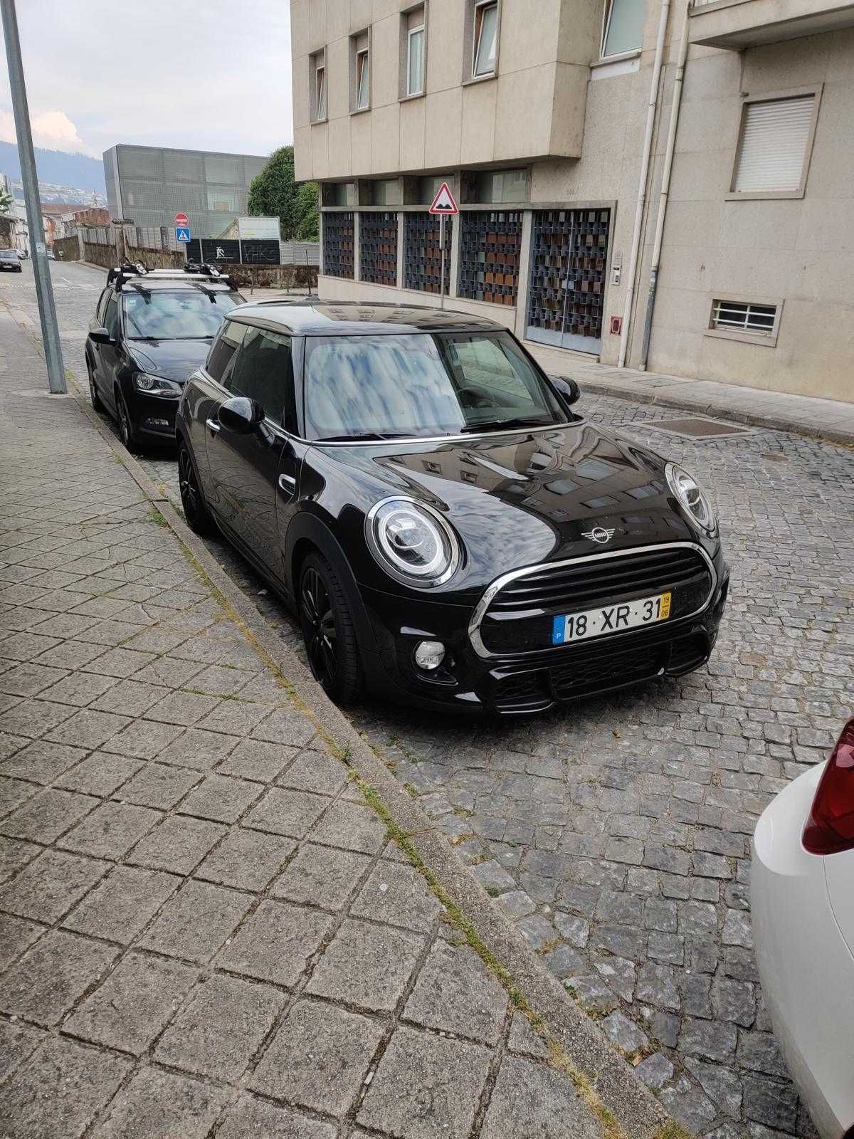 Mini Cooper com Pack John Cooper Works | Automático | Estado Imaculado