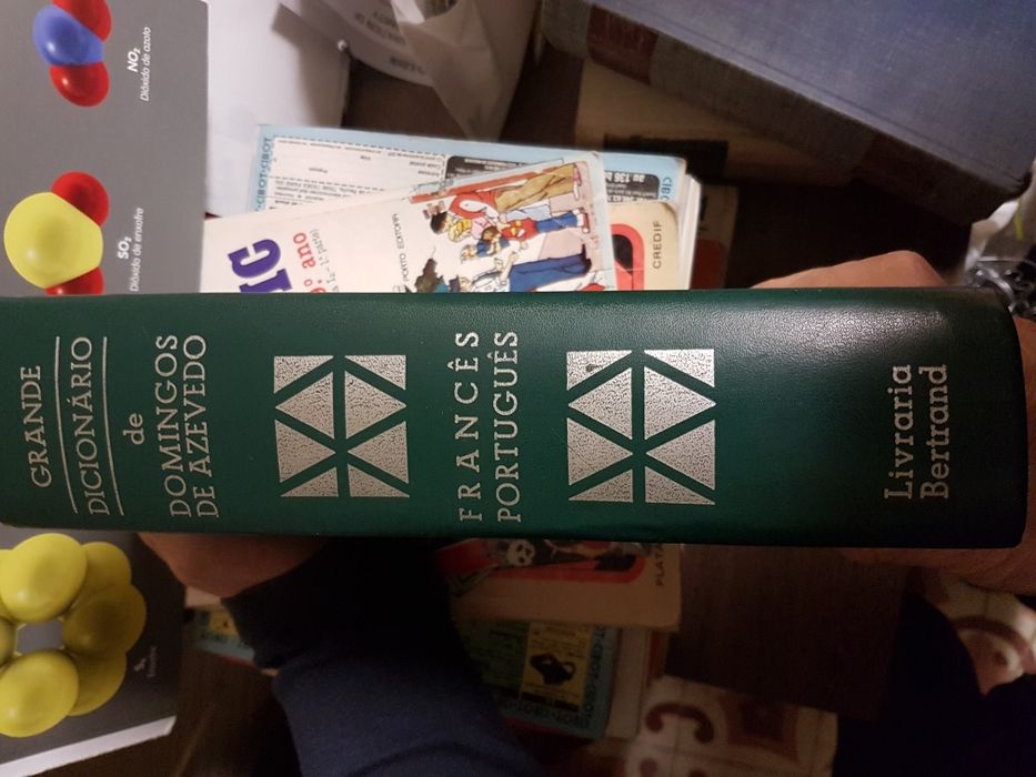 Dicionários antigos