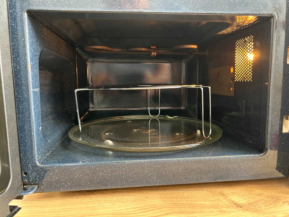 Kuchenka Mikrofalowa Samsung GE83X Lustro 23L 800/1100W Grill