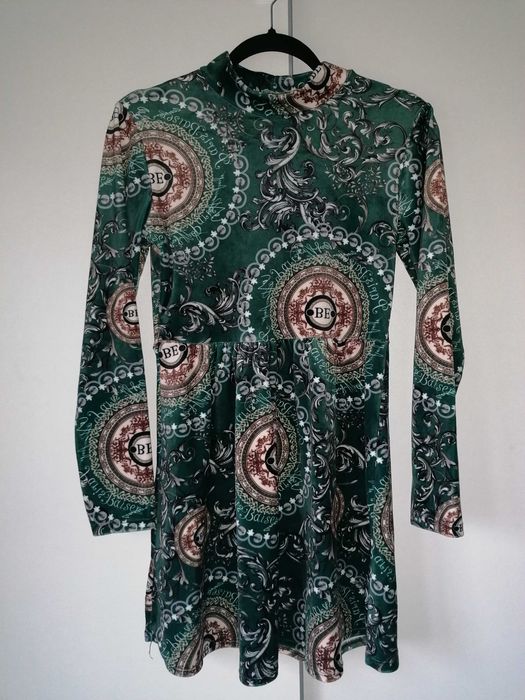 Sukienka tunika rozkloszowana welurowa  uniwersalna zielona