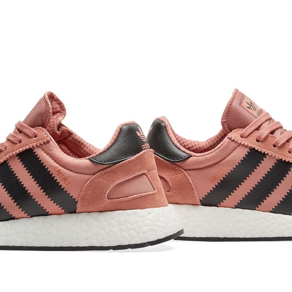 Кросівки Adidas Iniki RUNNER рожеві жіночі  BY9095