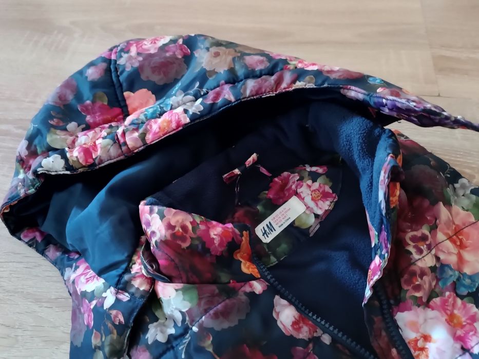 Kamizelka pikowana bezrękawnik kwiaty r. 122 H&M