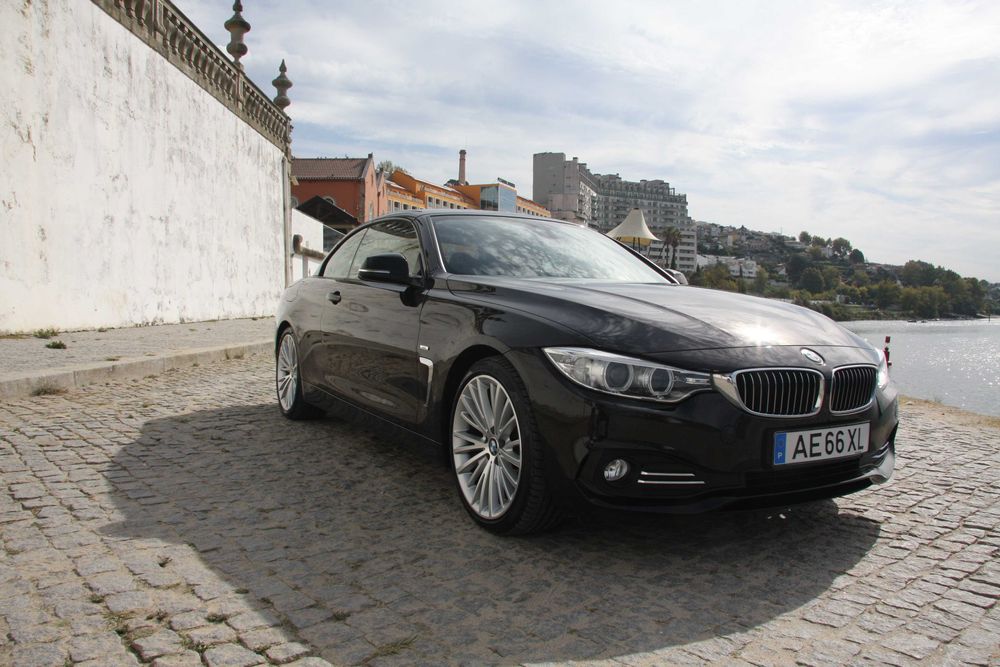 BMW 420 CABRIO - dx drive line Luxury Auto
27.990 €
Negociável