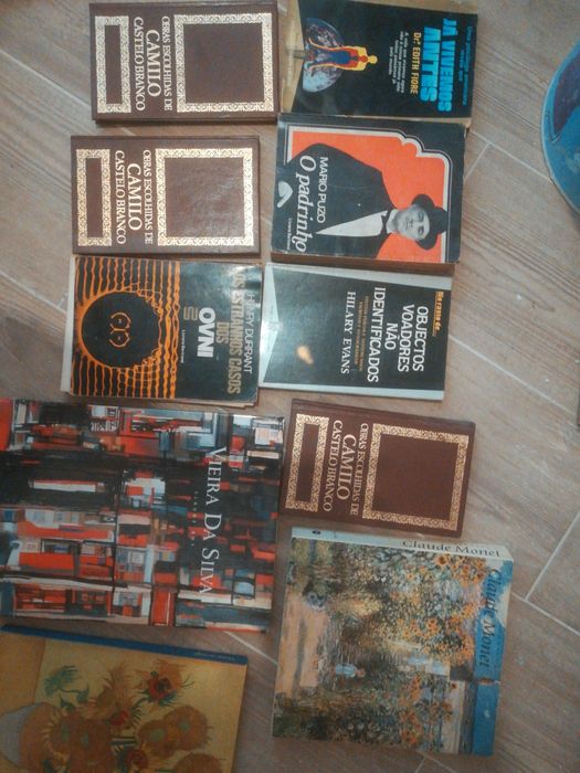 Livros vários em bom estado