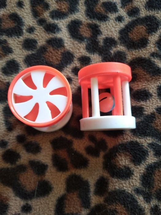 Игрушки для животных или птичек