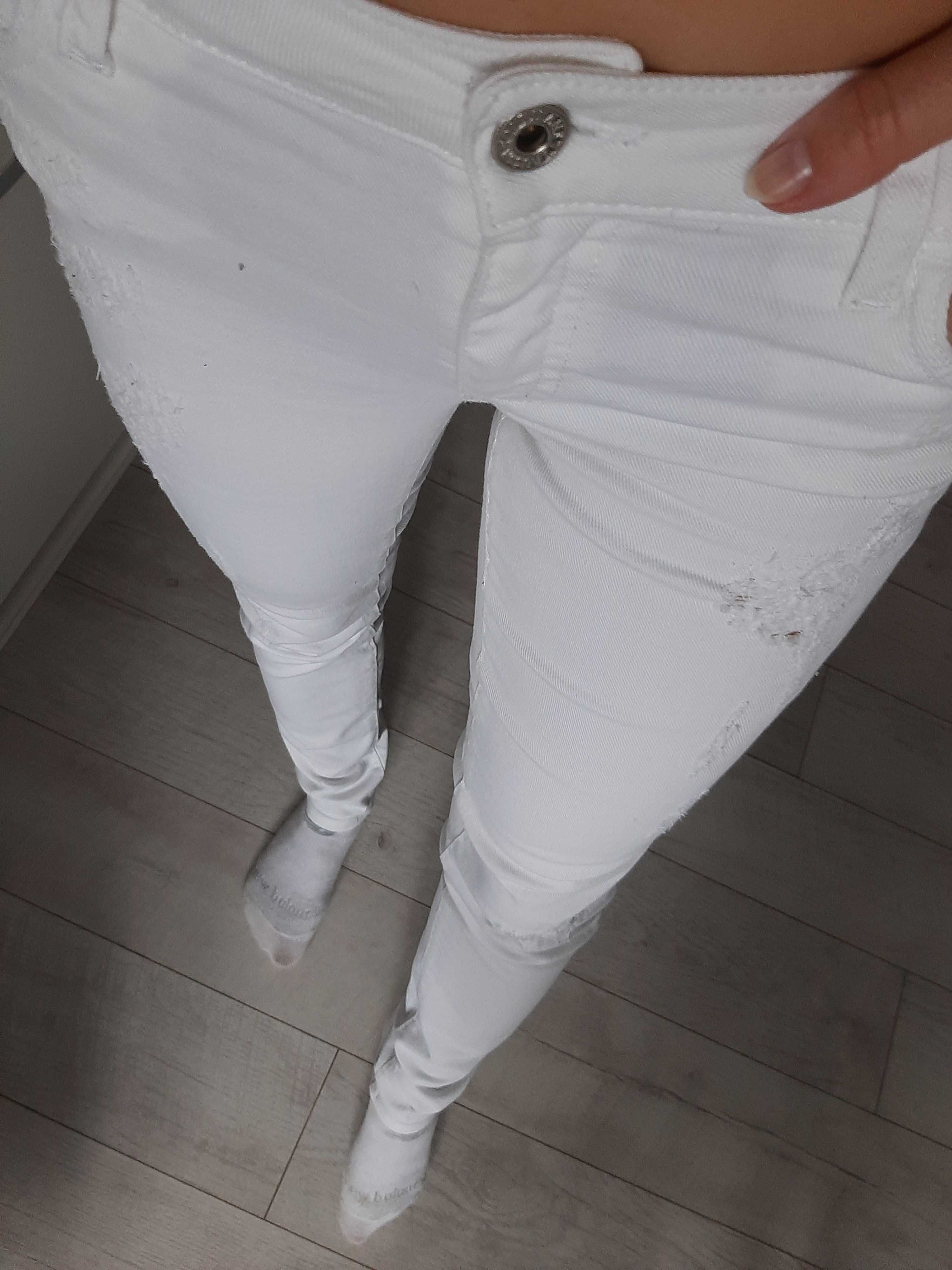 Biale spodnie Trussardi