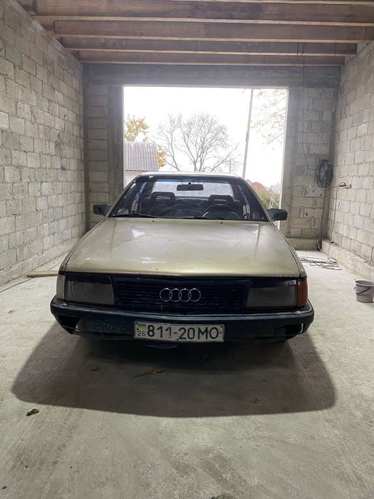 Продам ауді 100 с3 1,8