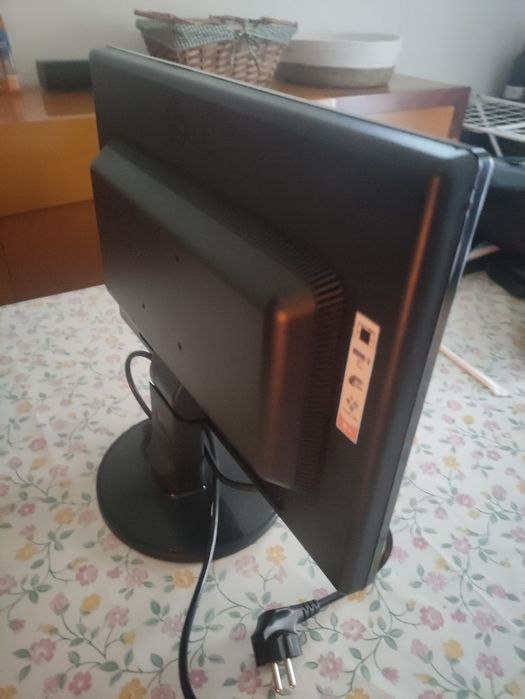 Monitor LG 19'''
