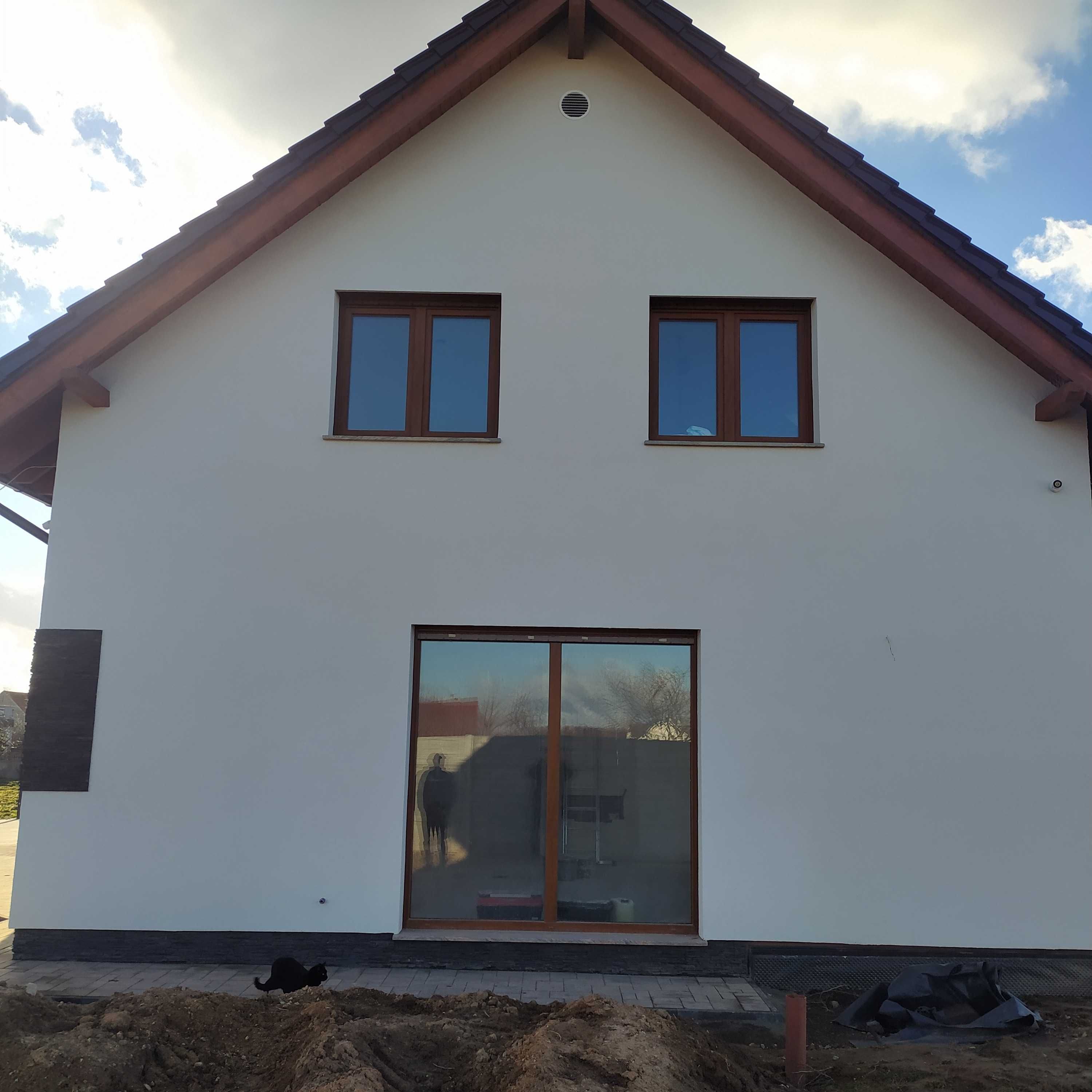 Elewacje, ocieplanie budynków, malowanie