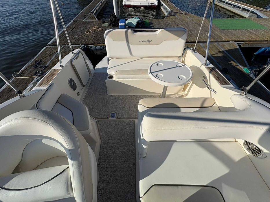 SEA RAY 255 Sundancer 5.0 MPI 260KM 2011r,  jacht motorowy