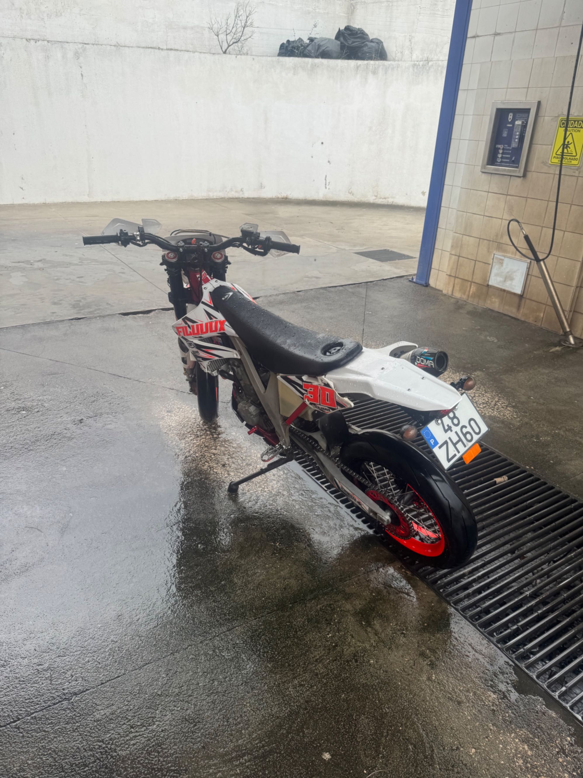 Moto Ajp pr 5 250cc