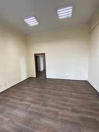 Lokal biurowy 64 m² w Częstochowie / 18