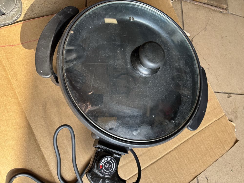 Patelnia elektryczna 1500W