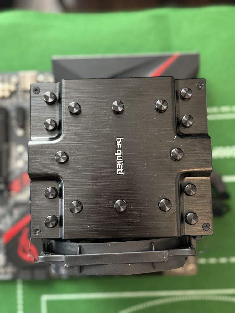 Wentyratory komputerowe Be Quiet! Dark Rock Pro 4 (BK022)