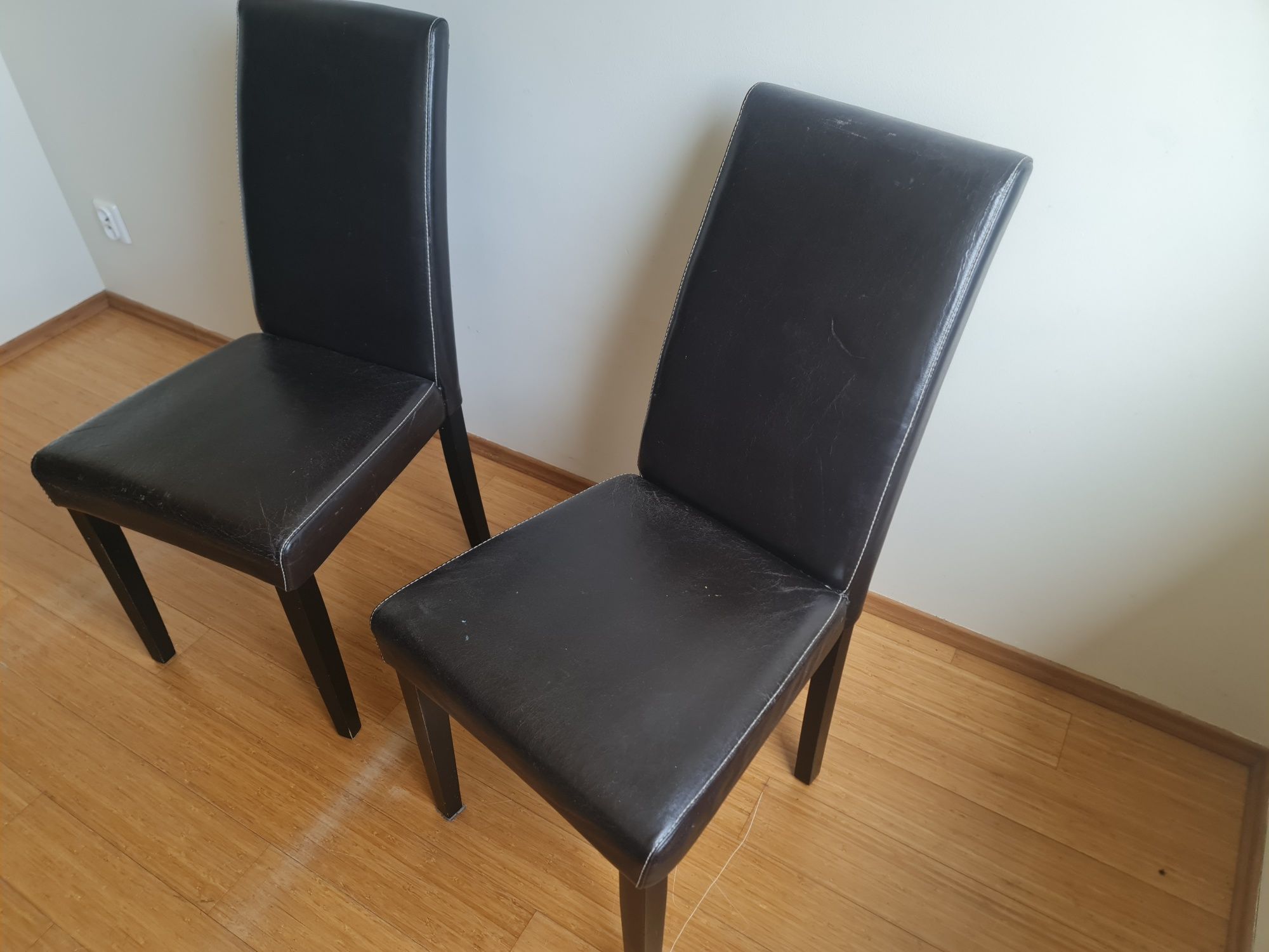 Oddam za darmo krzesła skórzane brązowe