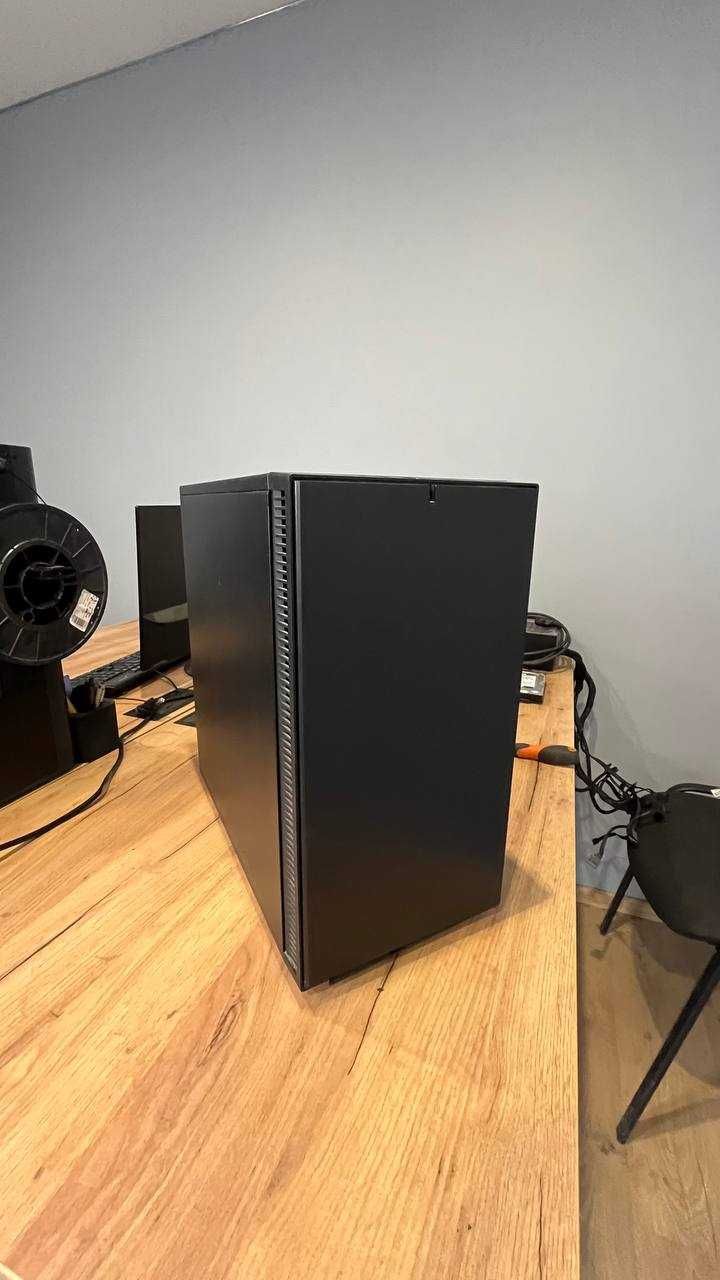 Компьютерный корпус Fractal Design Define Mini C Black