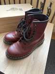 Sprzedam buty Martens Cherry Red 1460