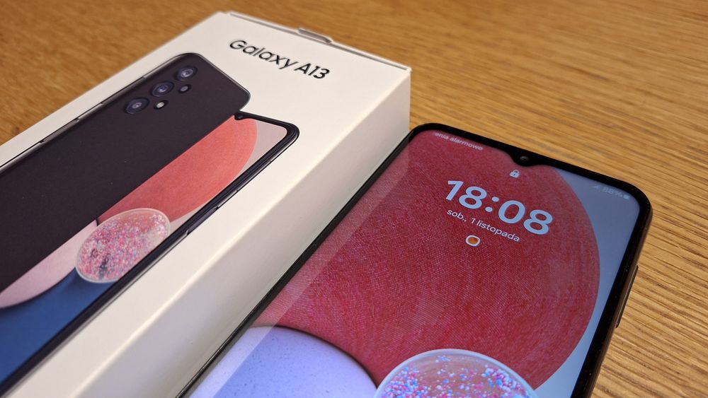 Samsung A13 super stan +nowe etui