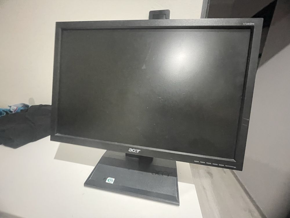 Monitor acer 60/75 hz