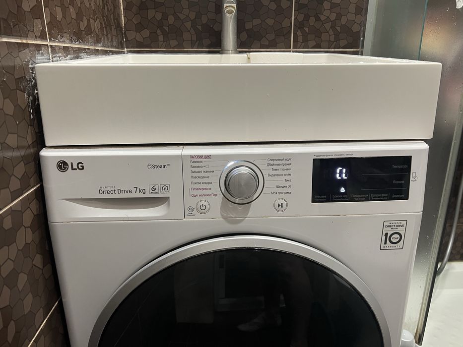 Пральна машина LG F2J6HS1W A+++ вузька 45см
