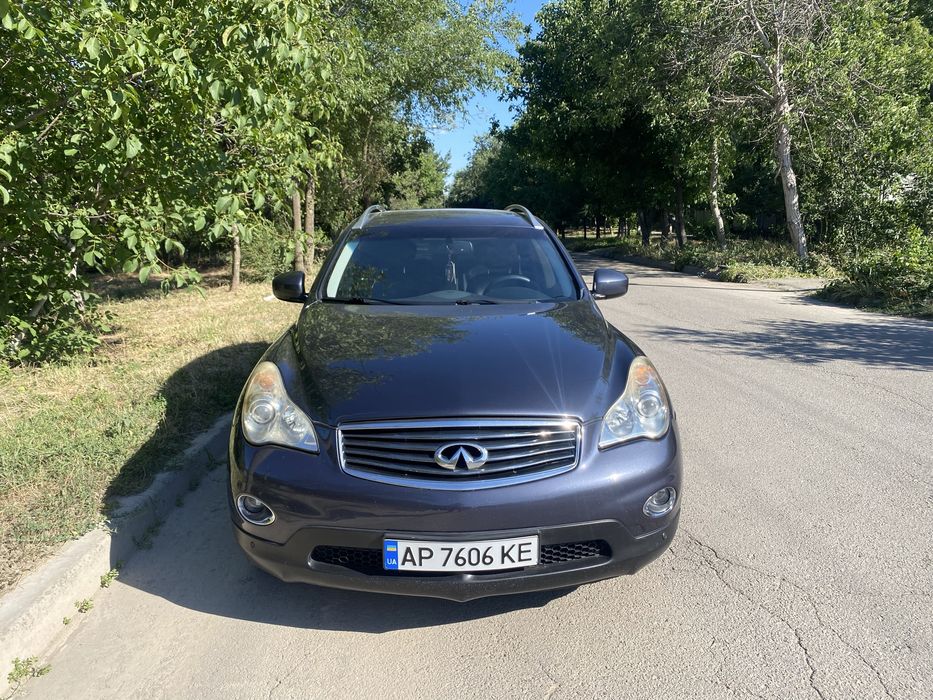 Продам Infiniti EX35