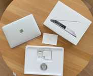 Apple MacBook Pro 13 A1706 – i5 8GB 512GB SSD Touch Bar – Srebrny