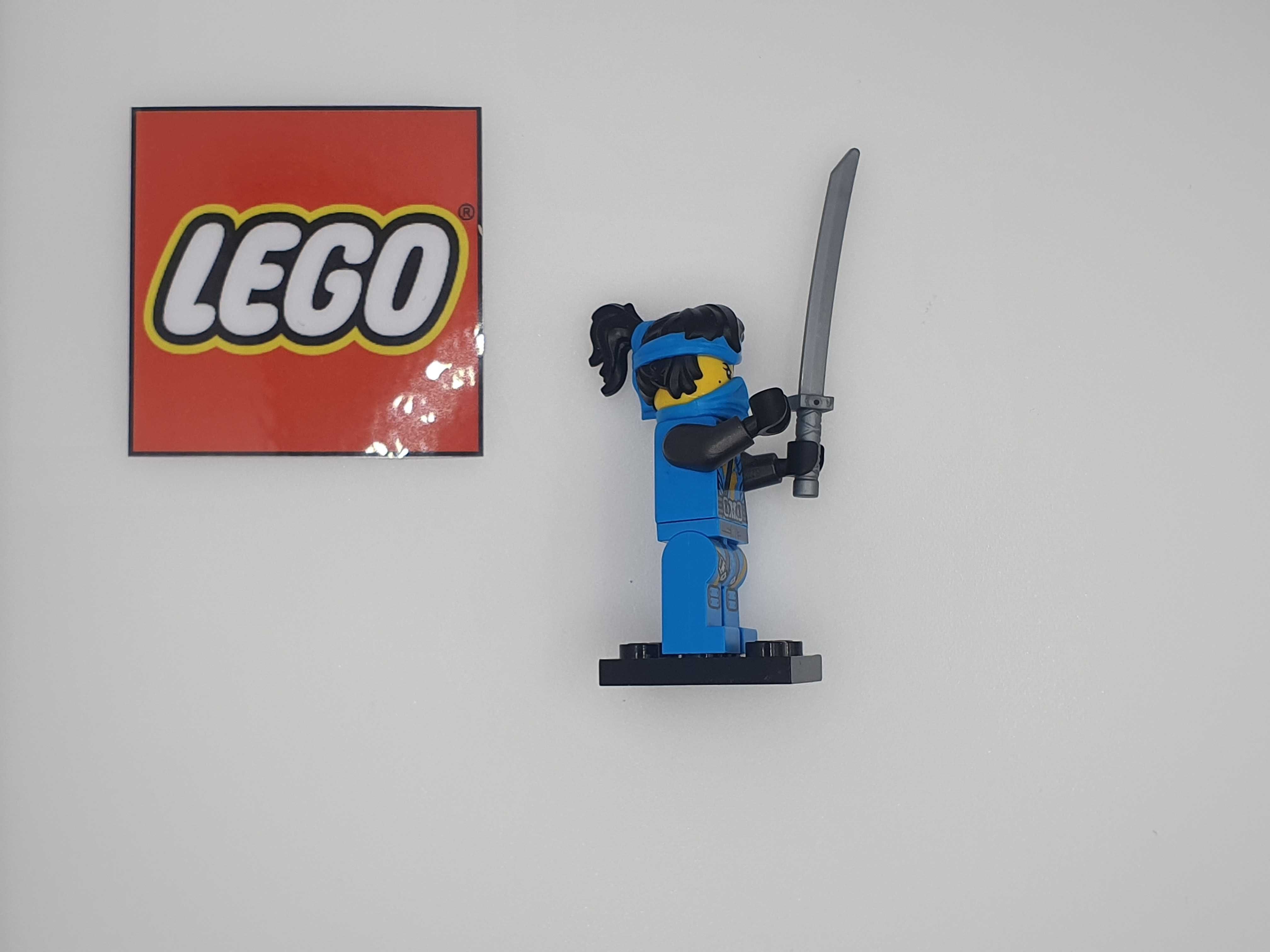Lego Ninjago figurka Nya - Seabound, Black Hair