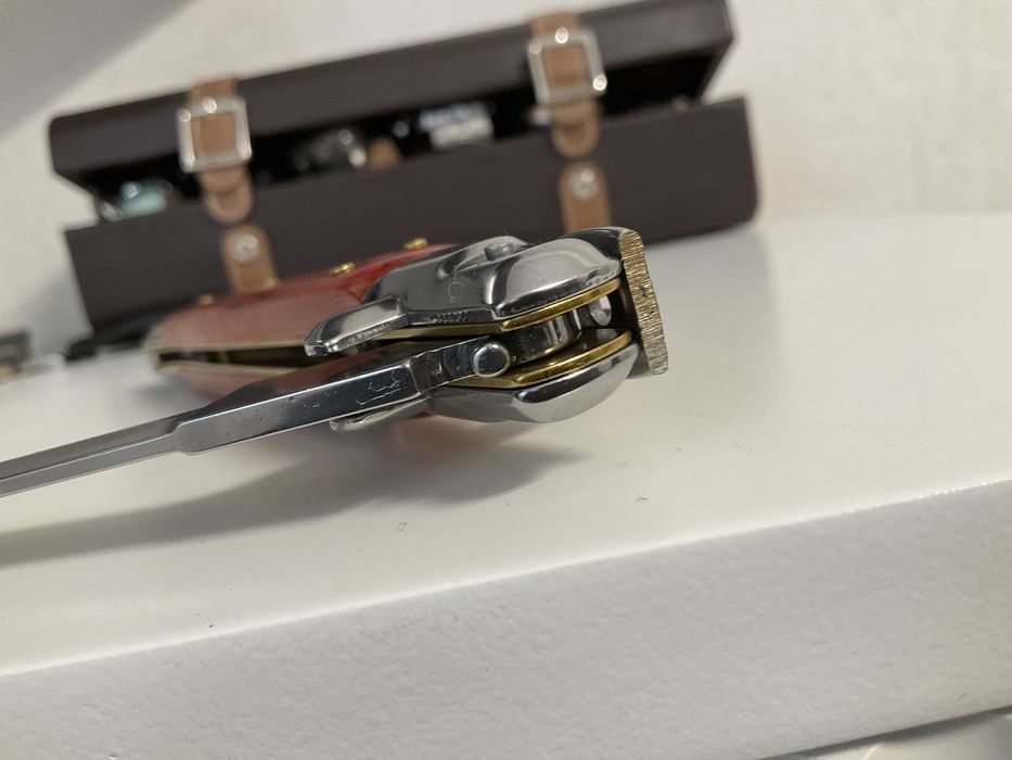 нож стилет итальянский  боевой  режет как скальпель