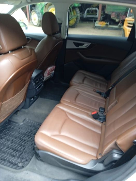 Продам Ауді Q7 Преміум