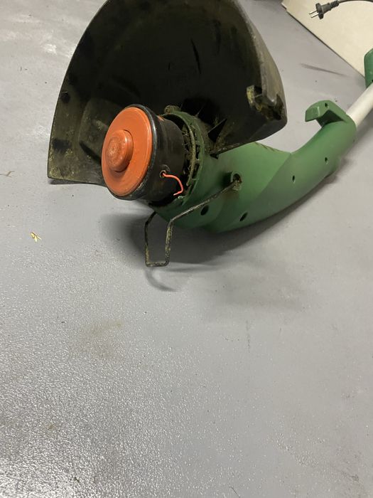 Podkaszarka black&decker