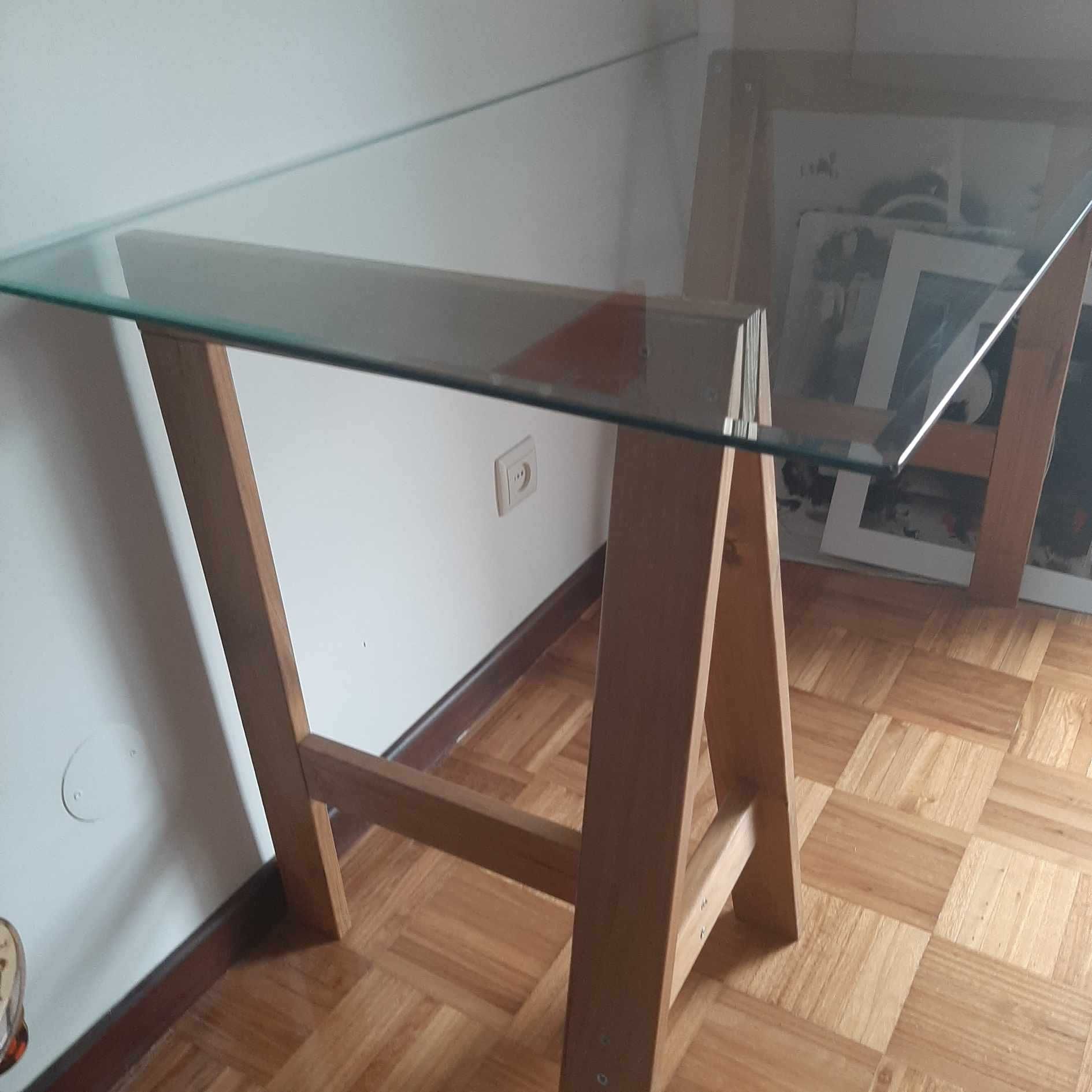secretaria tampo de vidro pés madeira