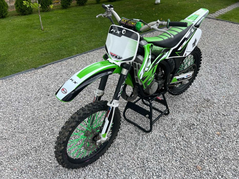 *Kawasaki KX 125*