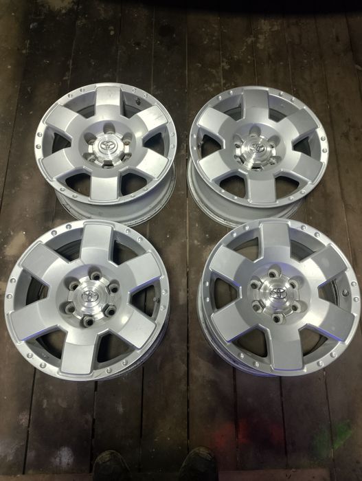 Продам диски в гарному збереженому стані