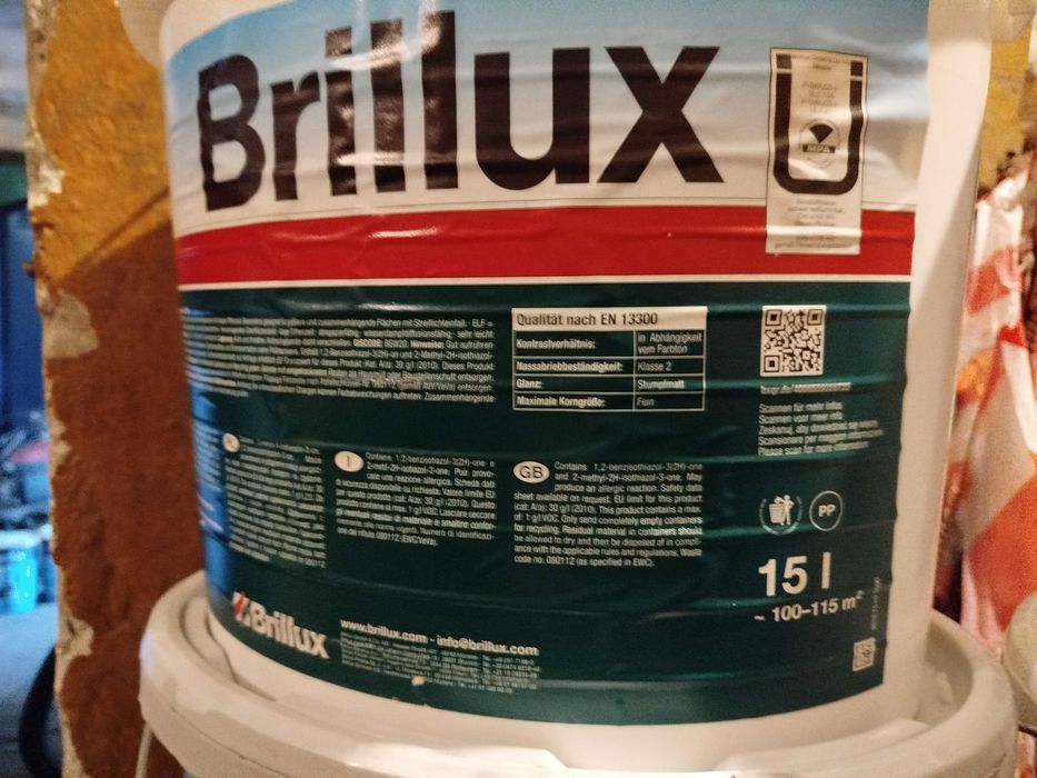 Farba Brillux 15l x24, ściany, elewacje, Jedynka metal  Cena za całość