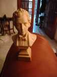 Busto de Chopin.