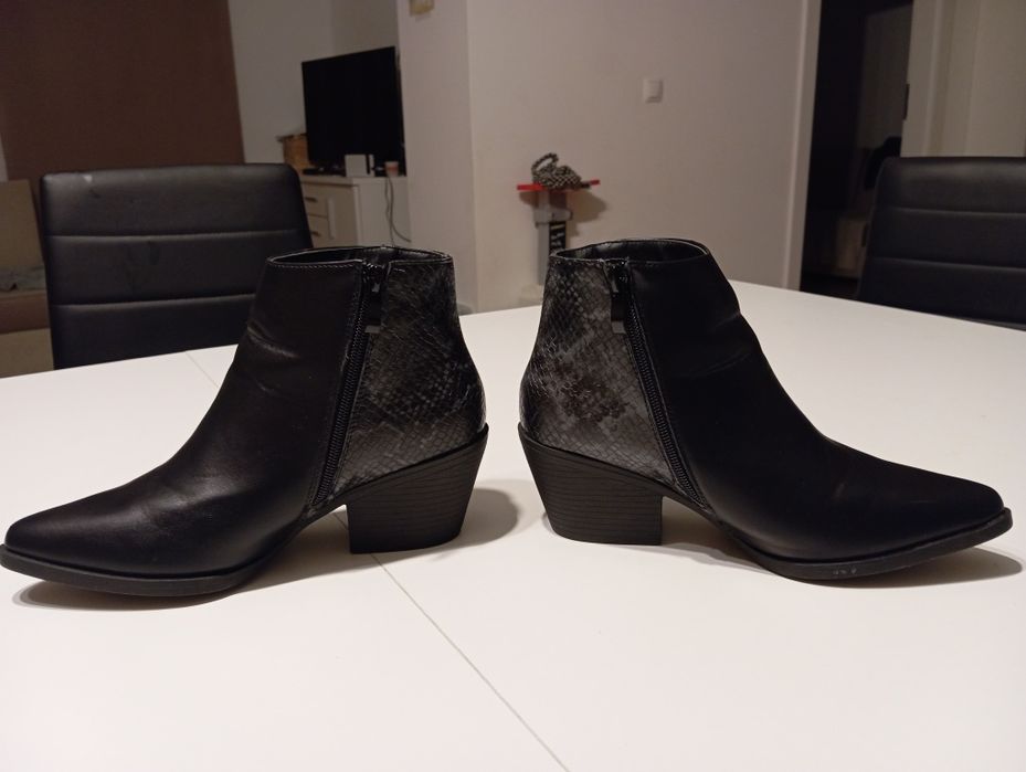 Kozaki na obcasie 36 kolekcja C'M Paris