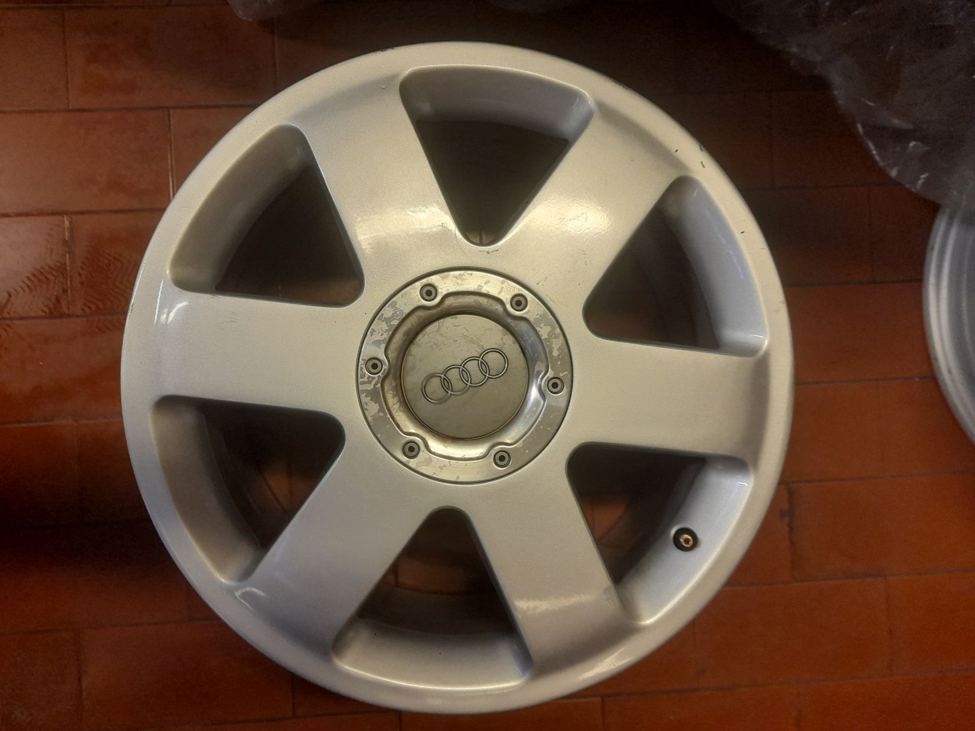 4 jantes Audi TT