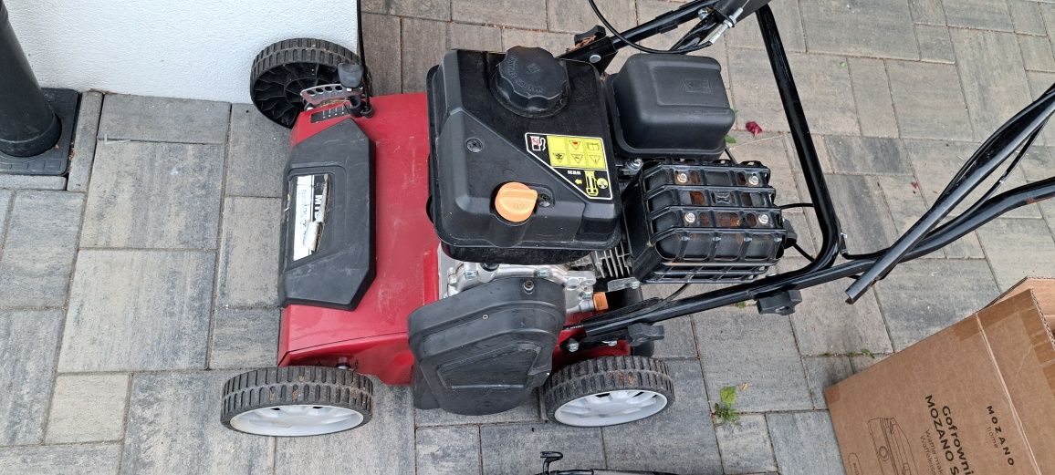 Wertykulator areator MTD OPTIMA 38