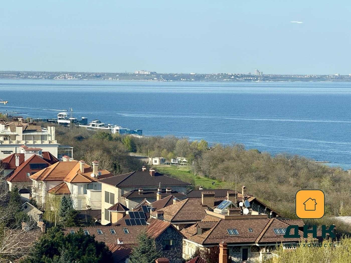 Новая квартира Граф на Азарова Три спальни + кухня гостиная