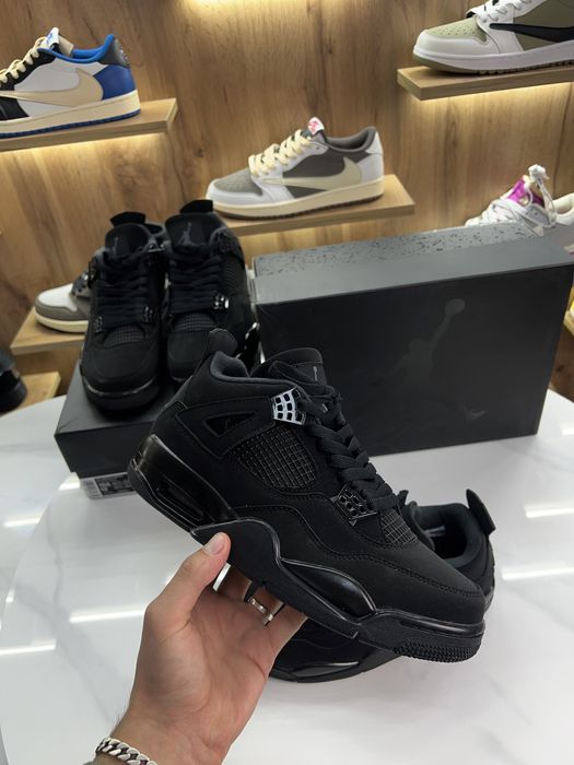 Ксросівки Nike Air Jordan 4 Triple Black