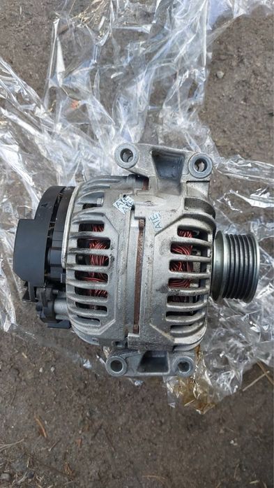 Генератор audi a4 b6 b7 Bosch