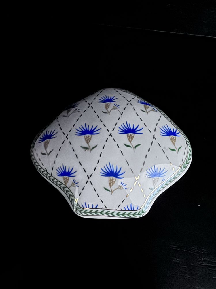 Guarda jóias de porcelana